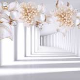 Белый туннель с цветами